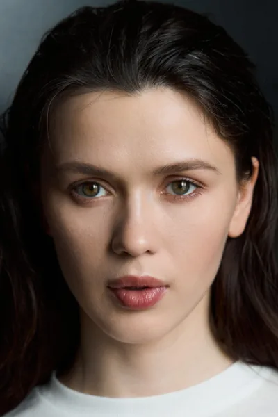 Анна Богомолова